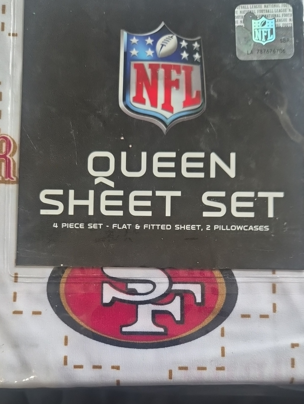 NFL Queen Sheet Set - White and Red with Team Logo